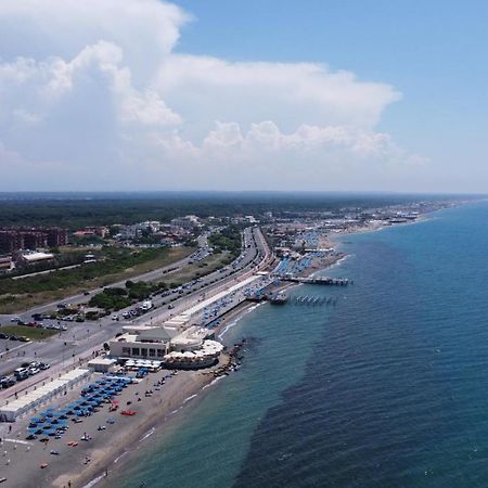 Moonlight Next Palapellicone Tra Mare E Pineta Monolocale Apartman Lido di Ostia Kültér fotó